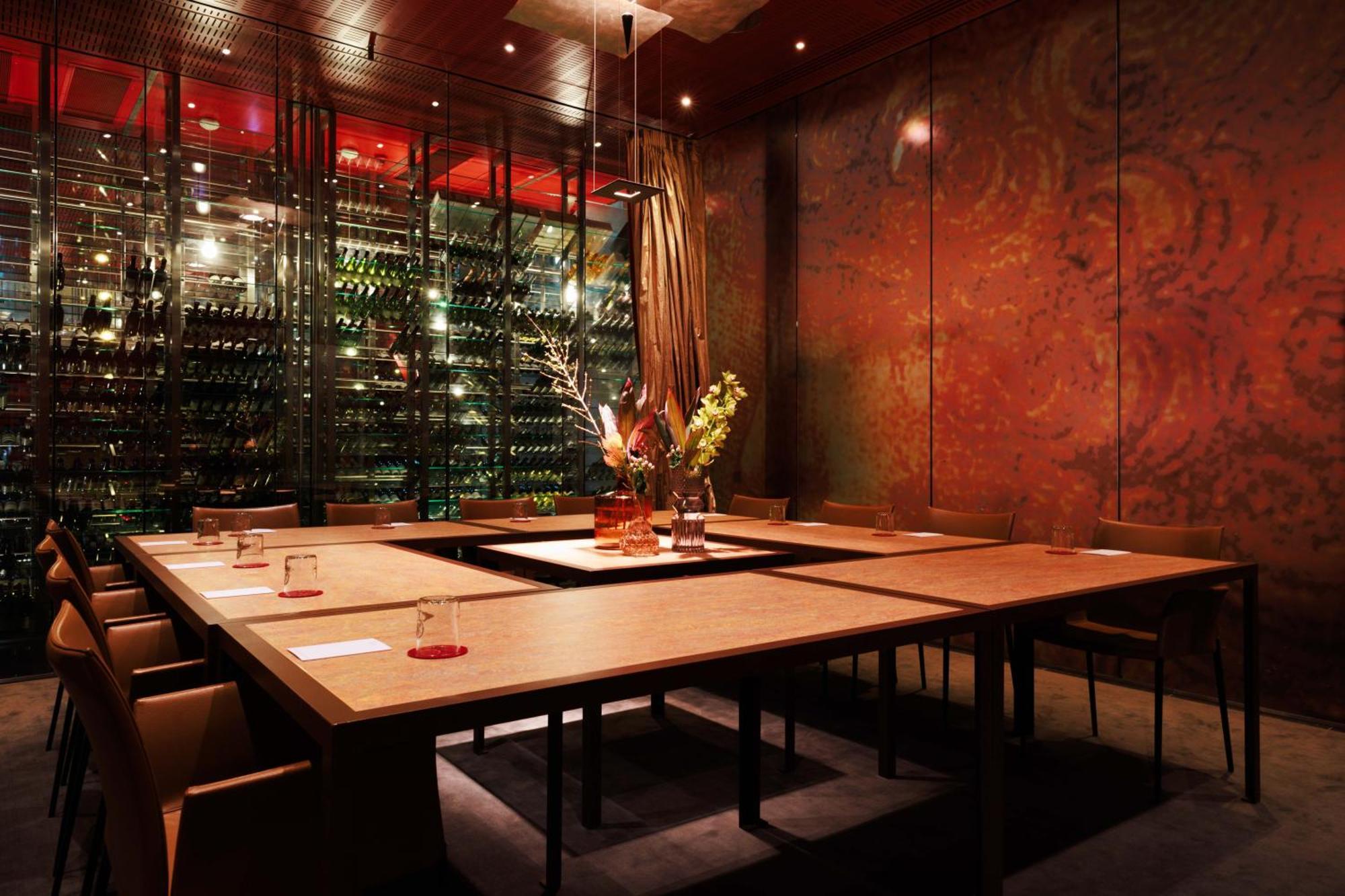 Kruisherenhotel Maastricht - Oostwegel Collection, Member Of Design Hotels Exterior foto Interior of the restaurant