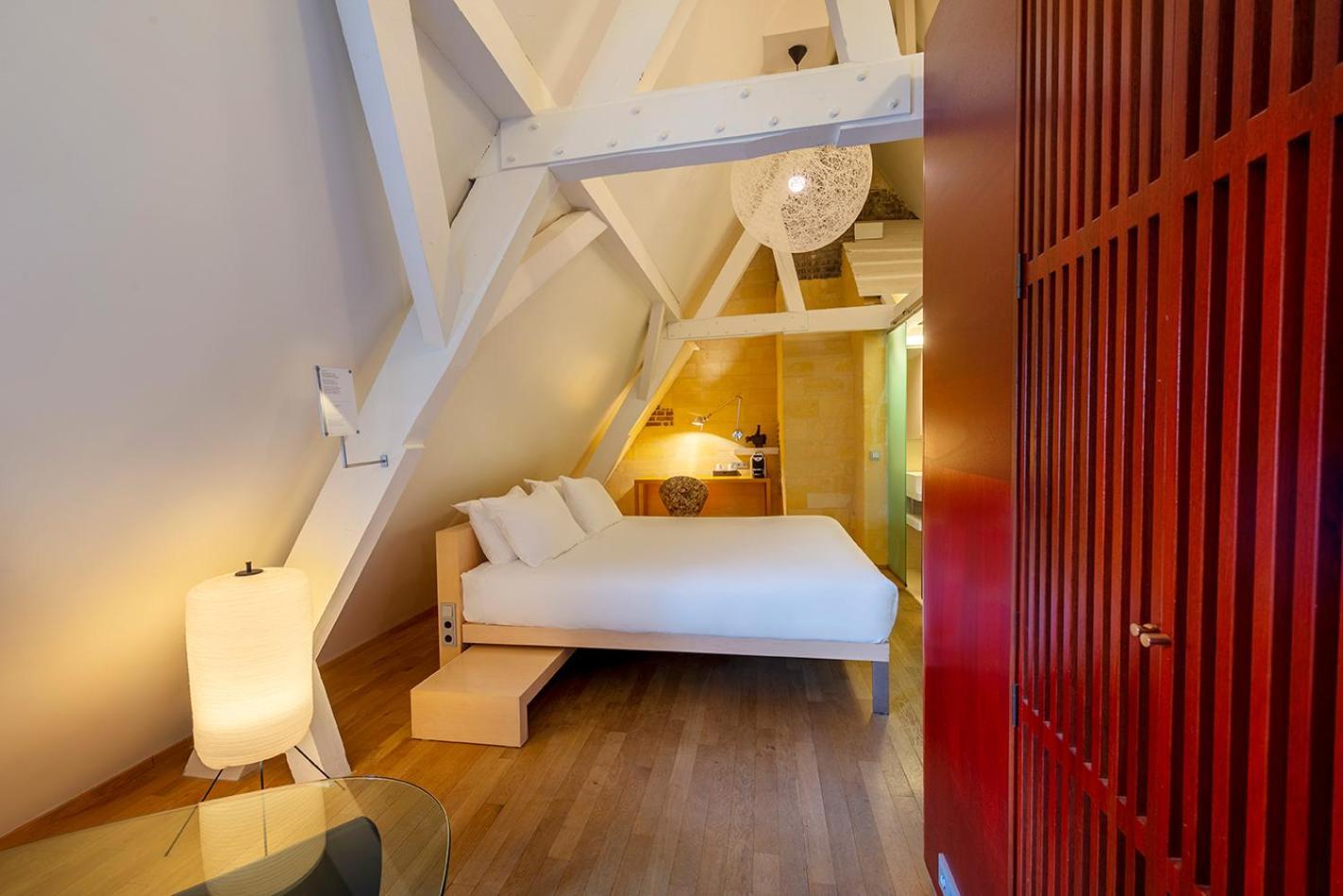 Kruisherenhotel Maastricht - Oostwegel Collection, Member Of Design Hotels Exterior foto A room at the hotel