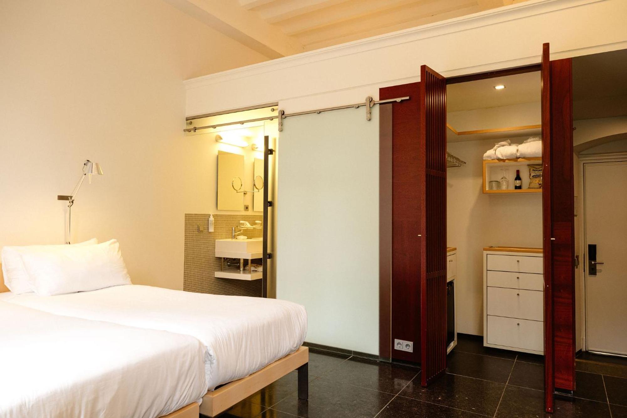 Kruisherenhotel Maastricht - Oostwegel Collection, Member Of Design Hotels Quarto foto A room at the hotel